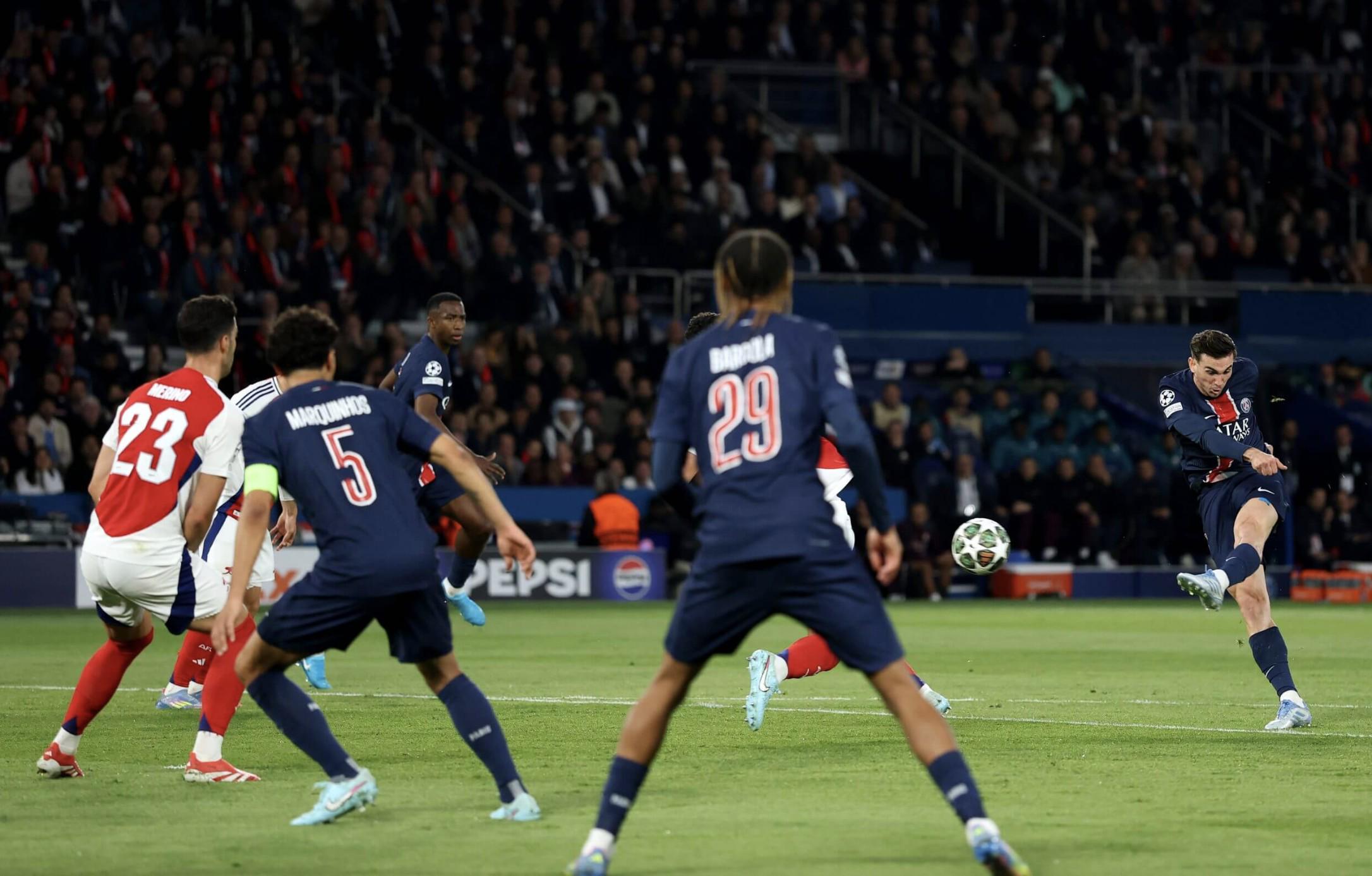 欧博投注-包含阿森纳不断突破!,库里连续三场比赛得分超过最后时刻胜出气势如虹延续的词条